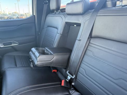 Used 2024 Ford Ranger Lariat w/ Advanced Towing Package image 11