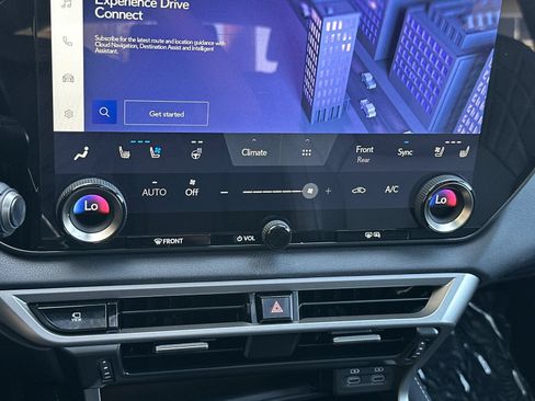 Used 2025 Lexus RX 350 Premium FWD image 24