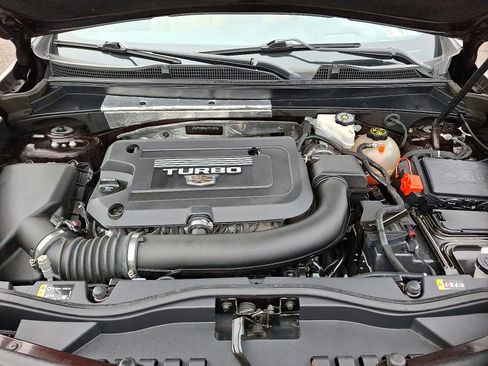 Used 2020 Cadillac XT4 Premium Luxury image 30