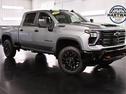 New 2026 Chevrolet Silverado 3500 LT w/ Trail Boss Package
