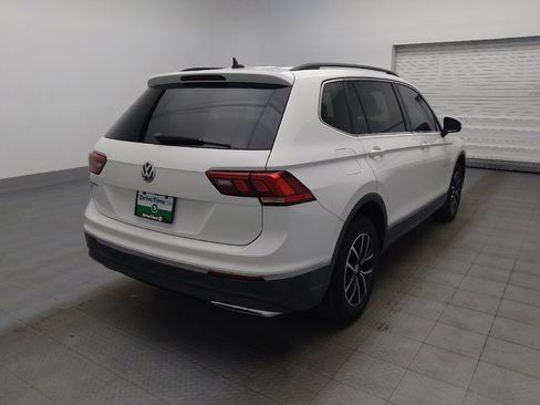 Used 2021 Volkswagen Tiguan SEL FWD image 9