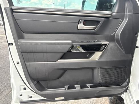 New 2026 Toyota Tundra Limited AWD/4WD image 7