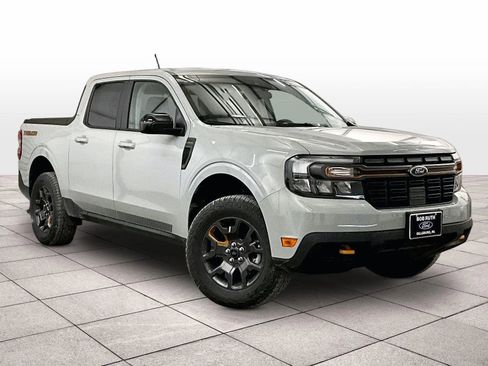 Certified 2024 Ford Maverick Tremor w/ Tremor Off-Road Package AWD/4WD image 2