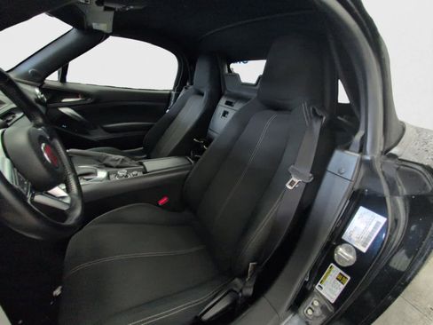 Used 2020 FIAT 124 Spider Classica w/ Technology Group image 15