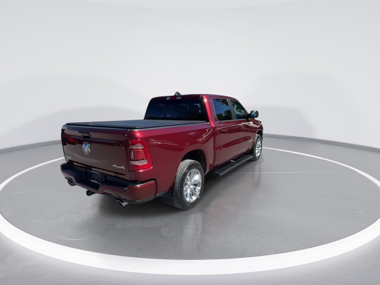 Used 2024 RAM 1500 Laramie AWD/4WD image 18