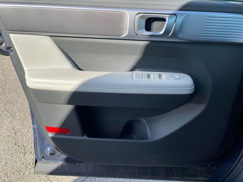 Used 2025 Hyundai Santa Fe SEL image 18