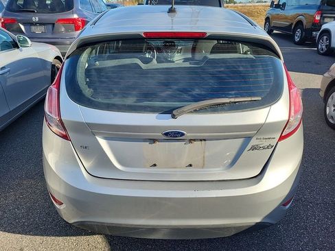 Used 2015 Ford Fiesta SE image 14