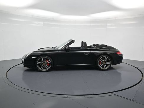 Used 2011 Porsche 911 Cabriolet image 2