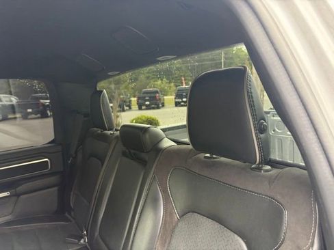 Used 2024 RAM 1500 Laramie AWD/4WD image 15