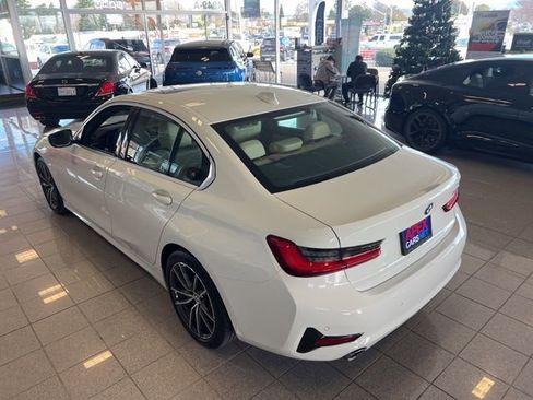 Used 2021 BMW 330e w/ Convenience Package image 11