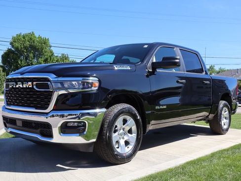 New 2026 RAM 1500 Big Horn AWD/4WD image 8