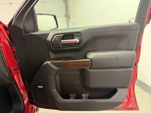 Used 2019 Chevrolet Silverado 1500 RST AWD/4WD image 25