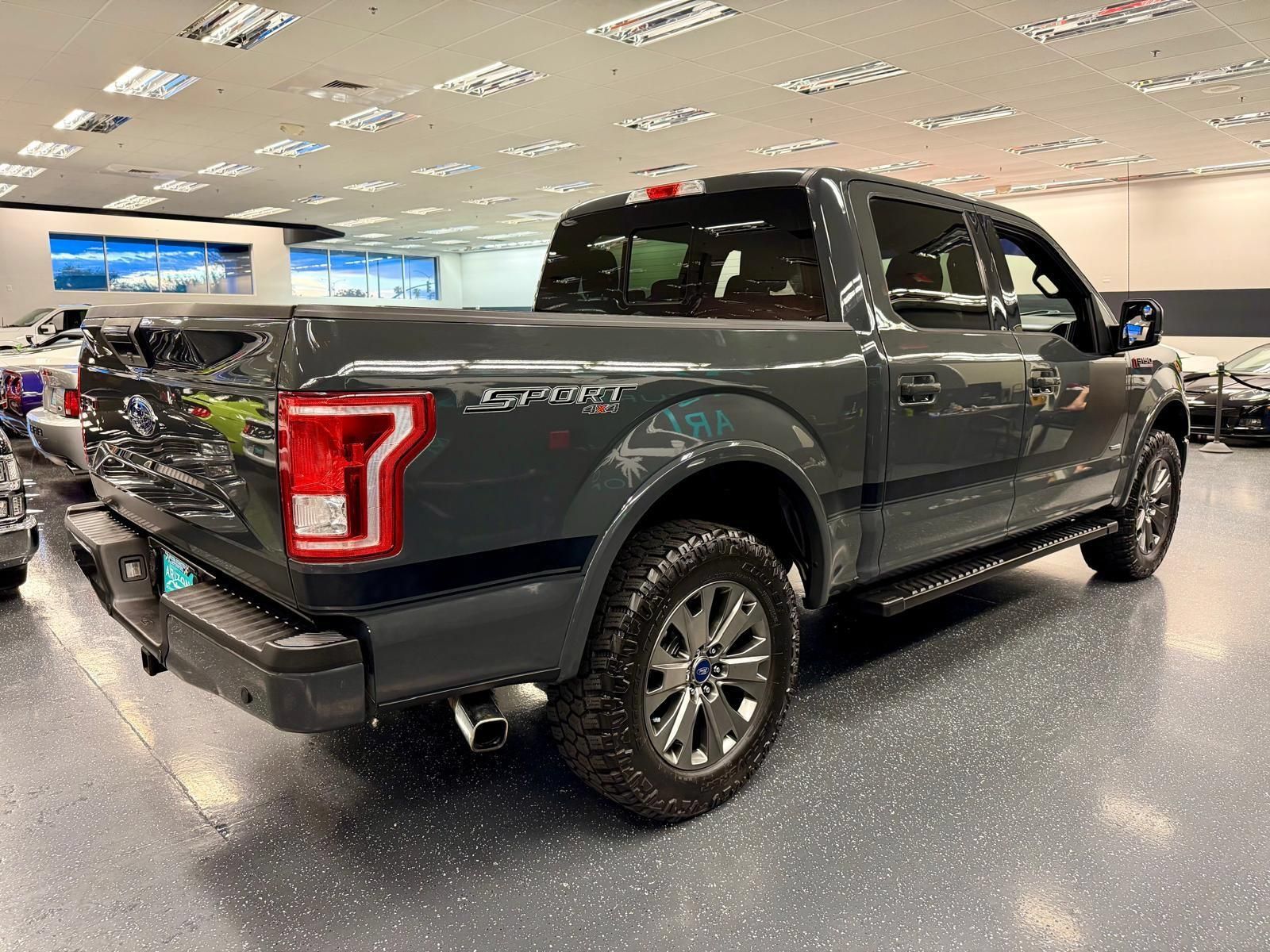 Used 2017 Ford F150 XLT w/ Equipment Group 302A Luxury AWD/4WD image 5