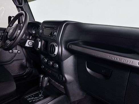 Used 2017 Jeep Wrangler Sport image 23