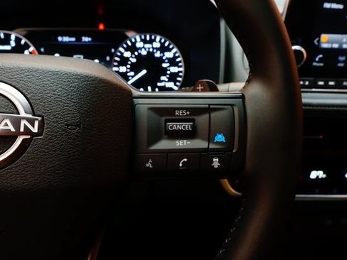 Certified 2025 Nissan Rogue SV AWD/4WD image 23