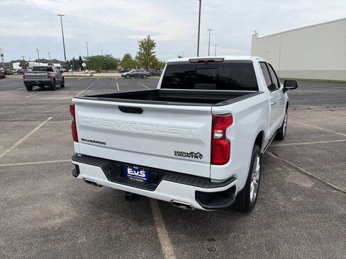 Used 2026 Chevrolet Silverado 1500 High Country w/ High Country Premium Package AWD/4WD image 6