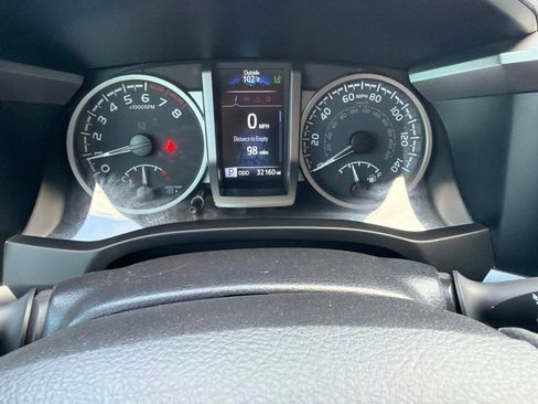 Used 2023 Toyota Tacoma SR5 w/ Technology Package AWD/4WD image 32