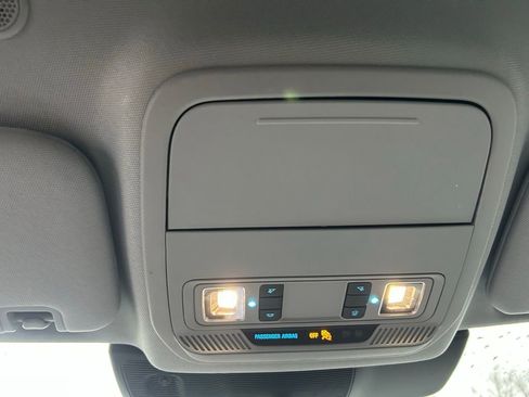 Certified 2023 Ford Explorer XLT w/ Equipment Group 202A image 32