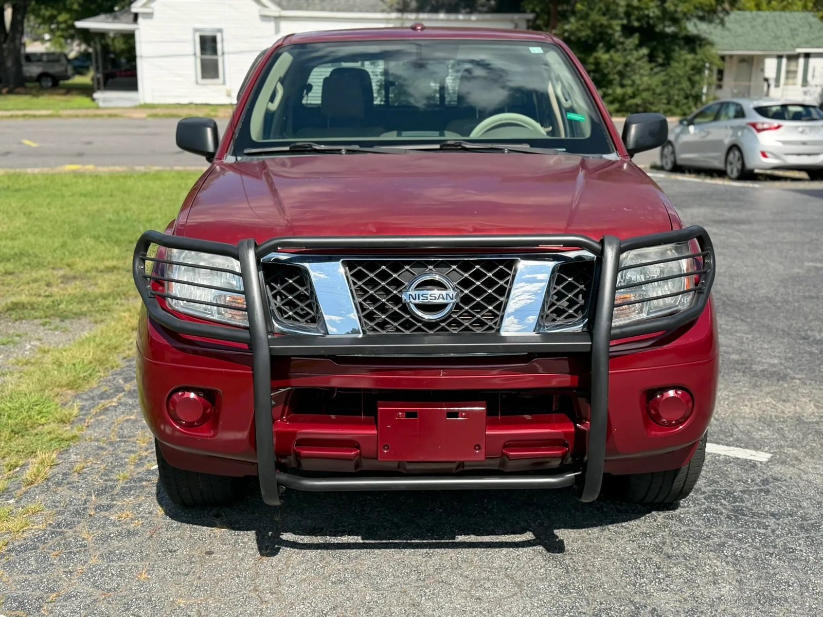 Used 2016 Nissan Frontier SV AWD/4WD image 2