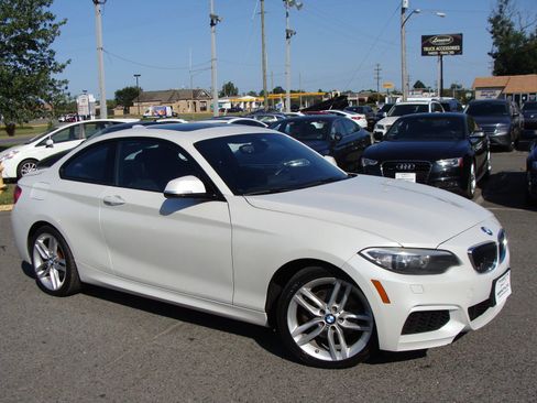 Used 2016 BMW 228i xDrive Coupe image 1