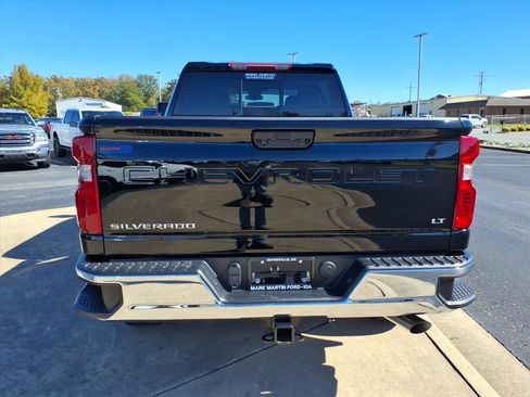 Used 2025 Chevrolet Silverado 2500 LT image 4