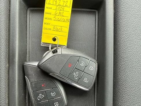 Used 2024 GMC Sierra 1500 Elevation AWD/4WD image 37