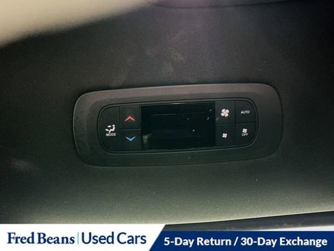 Used 2022 Chrysler Pacifica Touring-L w/ S Appearance Package image 26