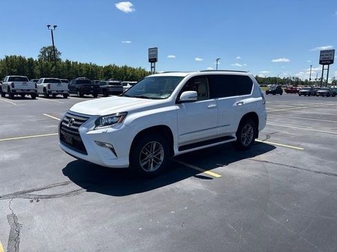 Used 2017 Lexus GX 460 Premium w/ Premium Package AWD/4WD image 3