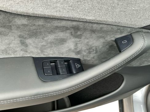 Used 2026 Tesla Model Y 2WD image 20