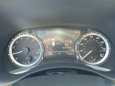 Used 2023 Toyota Highlander XLE FWD image 30