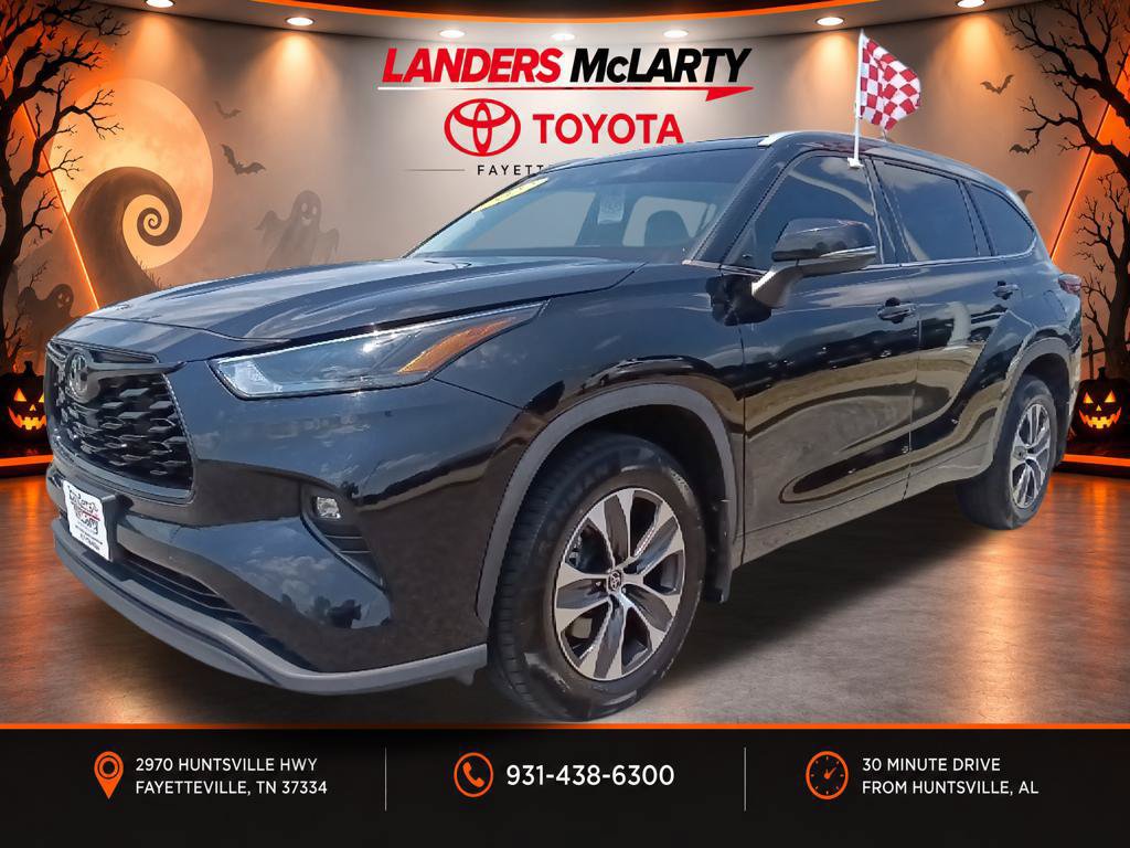 Used 2022 Toyota Highlander XLE AWD/4WD image 7