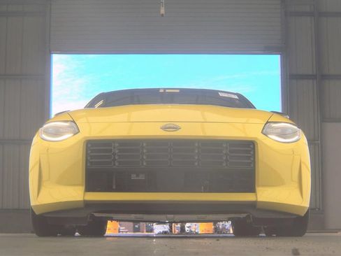 Used 2024 Nissan Z Performance w/ Floor Mat Package RWD image 10