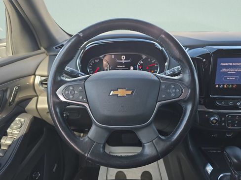 Used 2022 Chevrolet Traverse Premier AWD/4WD image 25