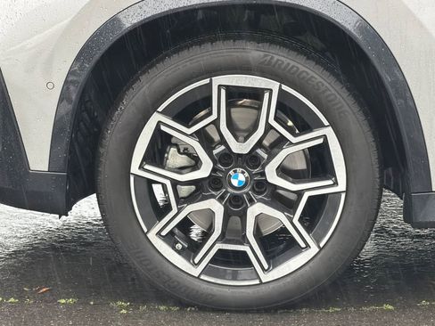 Certified 2025 BMW X1 xDrive28i w/ Premium Package image 34