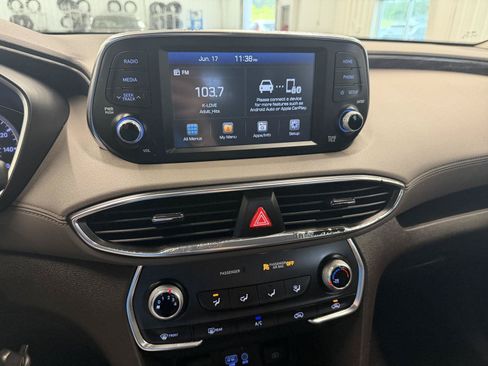 Used 2019 Hyundai Santa Fe SE AWD/4WD image 10