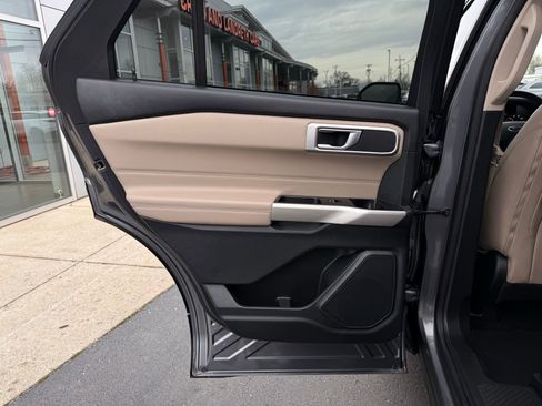 Used 2021 Ford Explorer XLT w/ Equipment Group 202A image 42