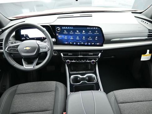 New 2026 Chevrolet Traverse LT image 24