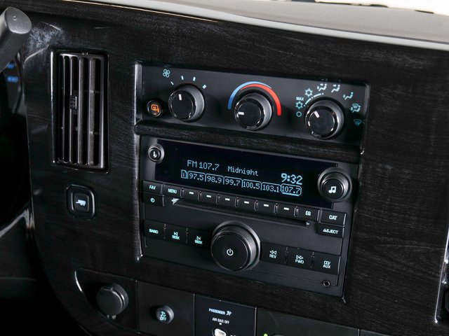 Used 2022 Chevrolet Express 2500 Extended w/ Enhanced Convenience Package RWD image 12