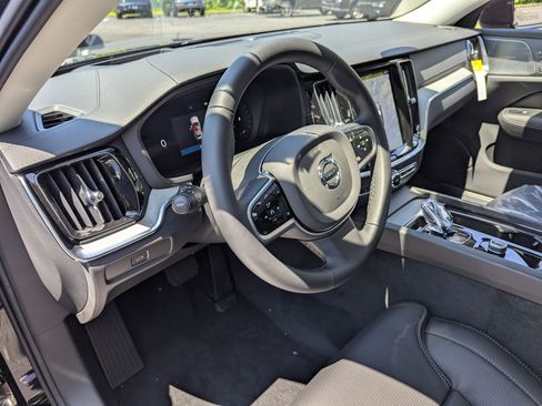 New 2026 Volvo V60 B5 Cross Country Ultra w/ Protection Package Premier image 7