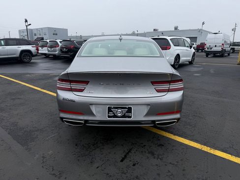 Used 2022 Genesis G80 2.5T image 6
