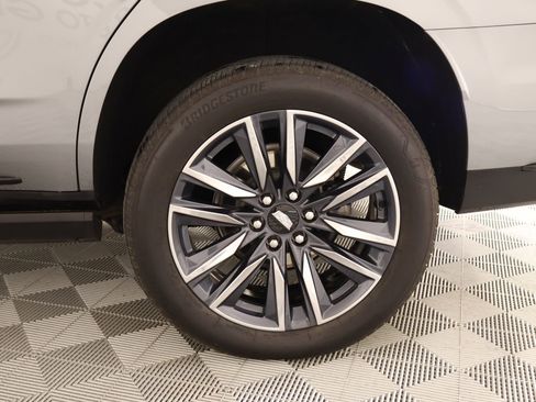 Used 2023 Cadillac Escalade Premium Luxury Platinum w/ LPO, Floor Liner Package AWD/4WD image 21