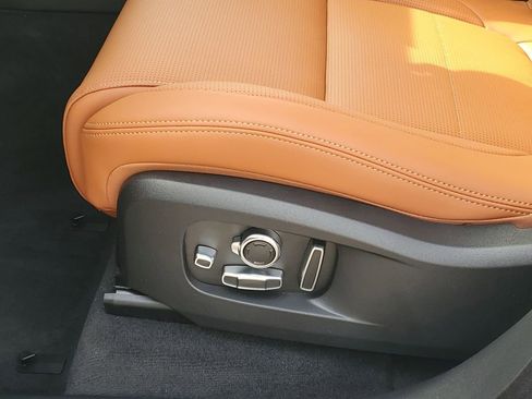 New 2026 Jaguar F-PACE R-Dynamic S image 13