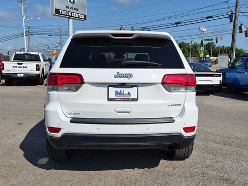 Used 2020 Jeep Grand Cherokee Laredo w/ Laredo X Package RWD image 5