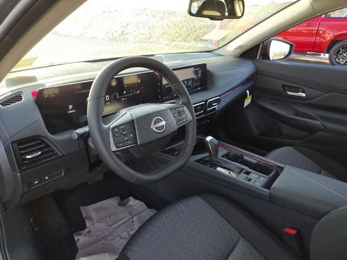 New 2026 Nissan Sentra SV image 9