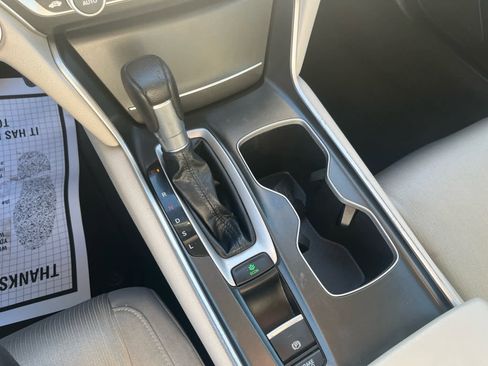 Used 2020 Honda Accord LX image 20