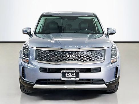 Certified 2021 Kia Telluride LX image 2