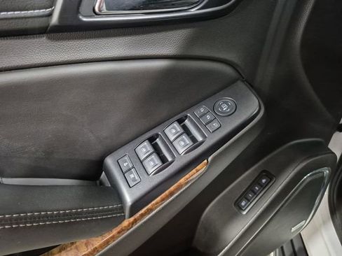 Used 2017 Chevrolet Tahoe Premier AWD/4WD image 23