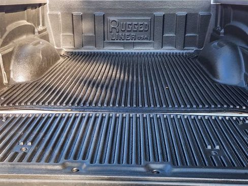 Used 2025 RAM 1500 Big Horn AWD/4WD image 32