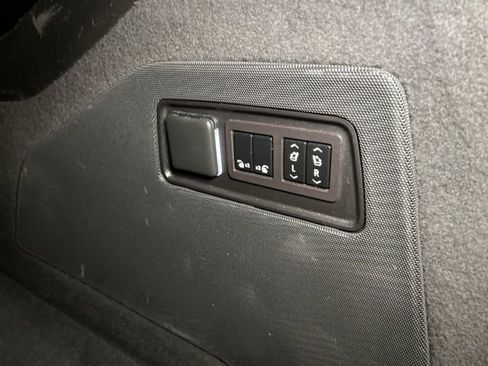 Used 2023 Cadillac Escalade ESV Sport image 61