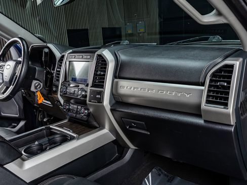 Used 2020 Ford F250 Lariat image 16